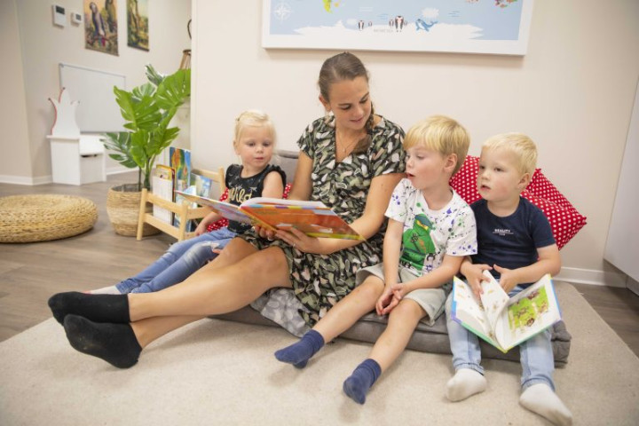 mamskinderopvang lezen 768x512